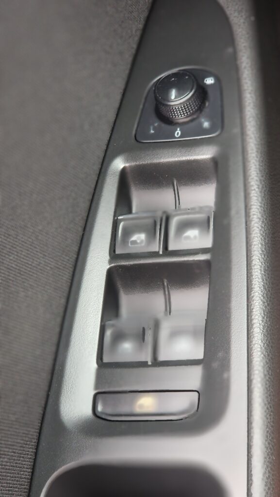 Seat Leon 1.5 TGi 130CV FR GPL/ESSENCE – Image 17