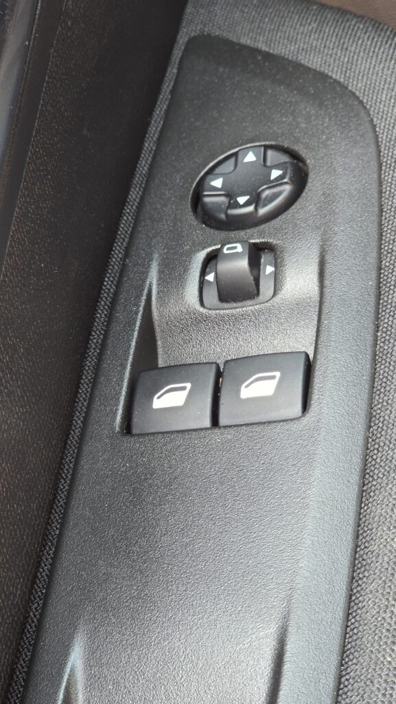 PEUGEOT 208 II 100CV ACTIVE BUSINESS – Image 19