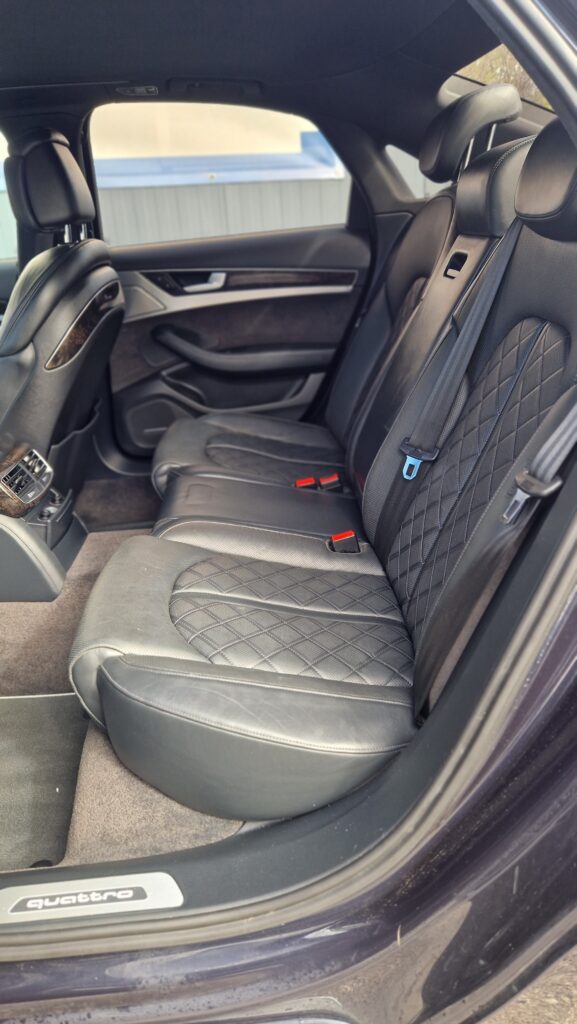 Audi A8 V8 4.2 L TDI Quattro 385CV AVUS – Image 7