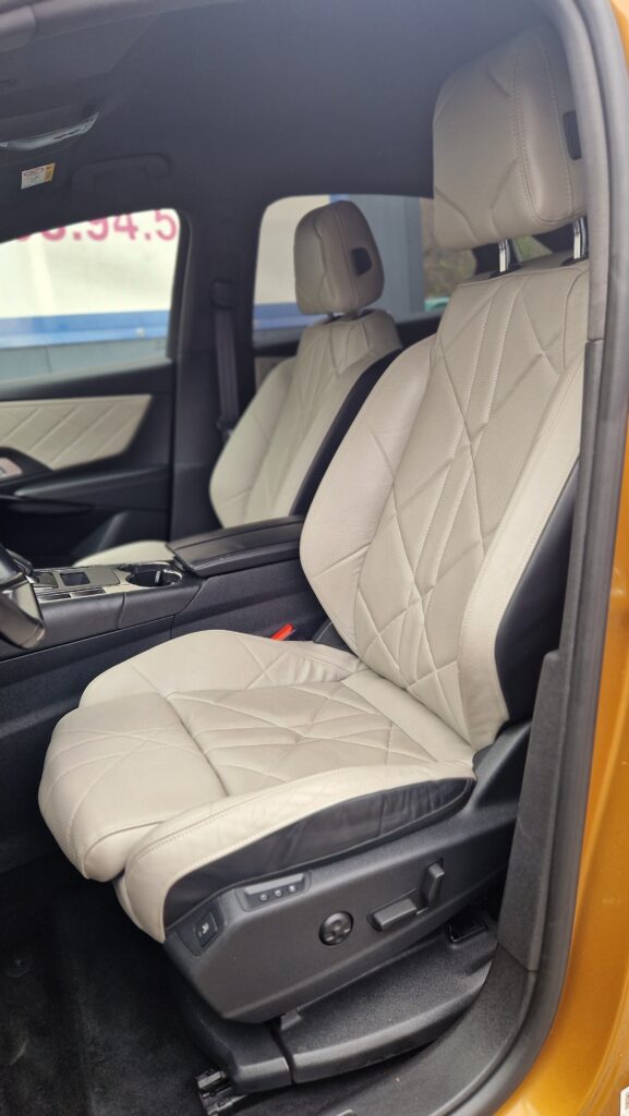 DS 7 Crossback 2.0 BlueHDi 180CV GRAND CHIC RIVOLI EAT8 – Image 14