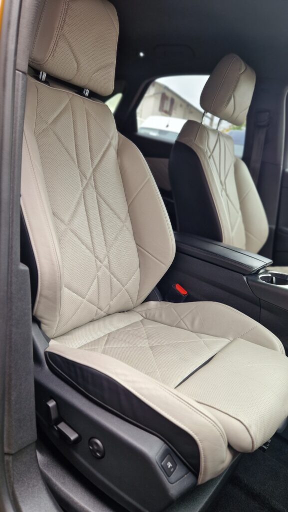 DS 7 Crossback 2.0 BlueHDi 180CV GRAND CHIC RIVOLI EAT8 – Image 22