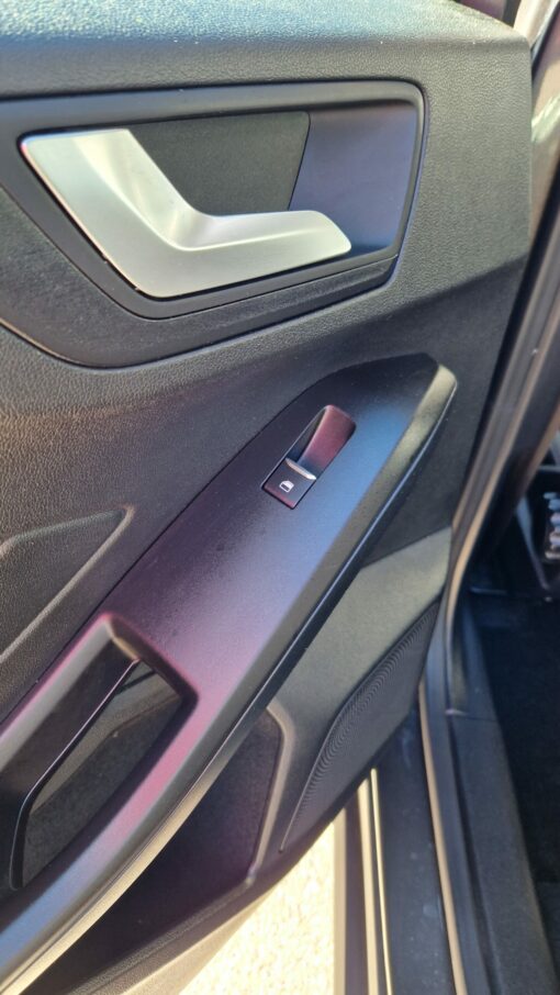 Ford Focus 1.5 L TDCI ECOBLUE - 120CV TITANIUM – Image 10
