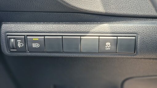 TOYOTA COROLLA HYBRIDE 1.8L 122 CV DYNAMIC – Image 6