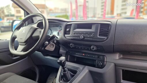 PEUGEOT EXPERT CLUB 2.0L BLUEHDI 145 CV L2H1 LONG – Image 3