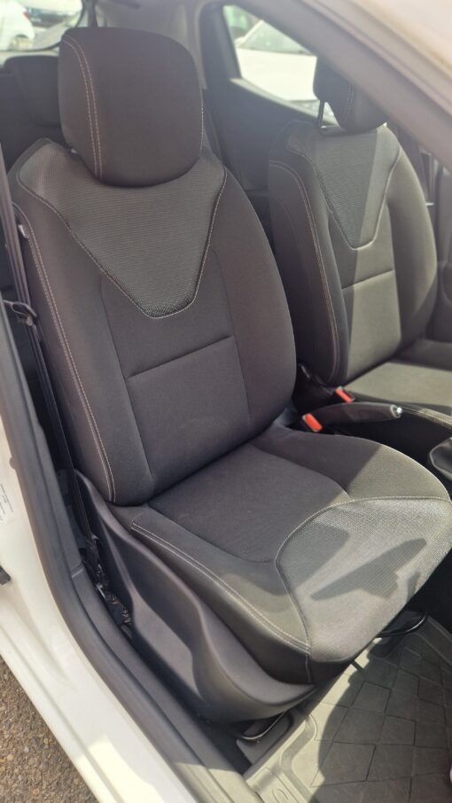 RENAULT CLIO IV 0.9i TCE 90 CV BUSINESS – Image 12