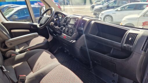 PEUGEOT BOXER 2.2L BLUEHDI - 165 CV - L2H2 – Image 9