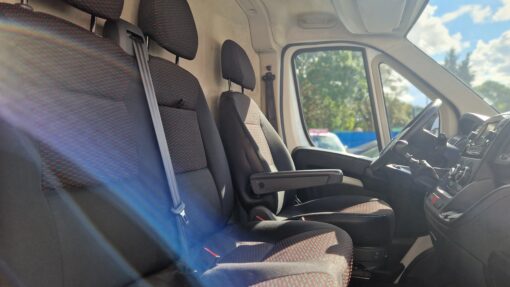PEUGEOT BOXER 2.2L BLUEHDI - 165 CV - L2H2 – Image 8