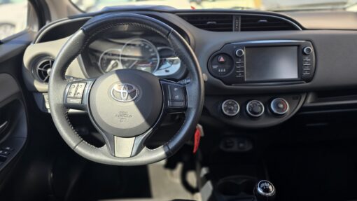 TOYOTA YARIS 1.0L VVT-I 72CH DYNAMIC – Image 5