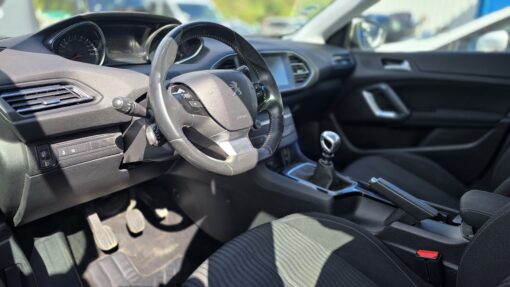 PEUGEOT 308 - 1.6 BLUEHDI - 120 CV - BUSINESS PACK – Image 7