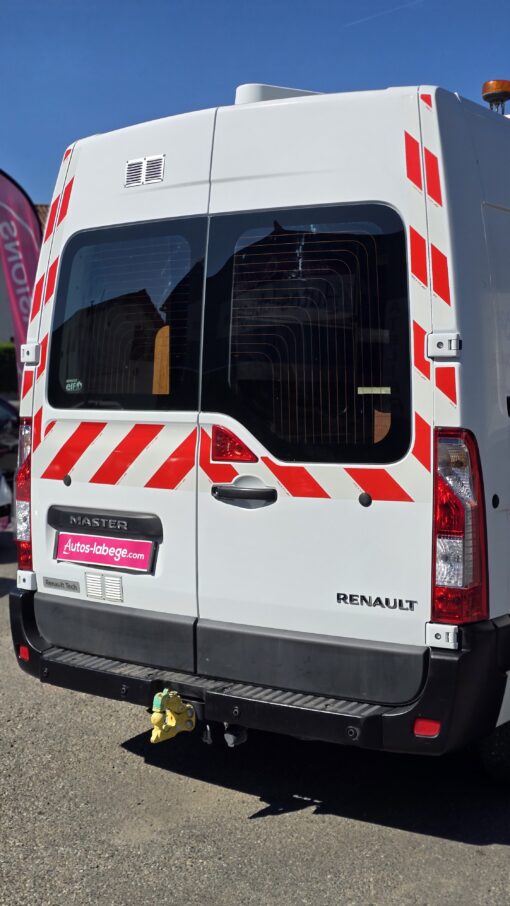 RENAULT MASTER III 2.3L DCI 145CV GRAND CONFORT L2H2 – Image 18