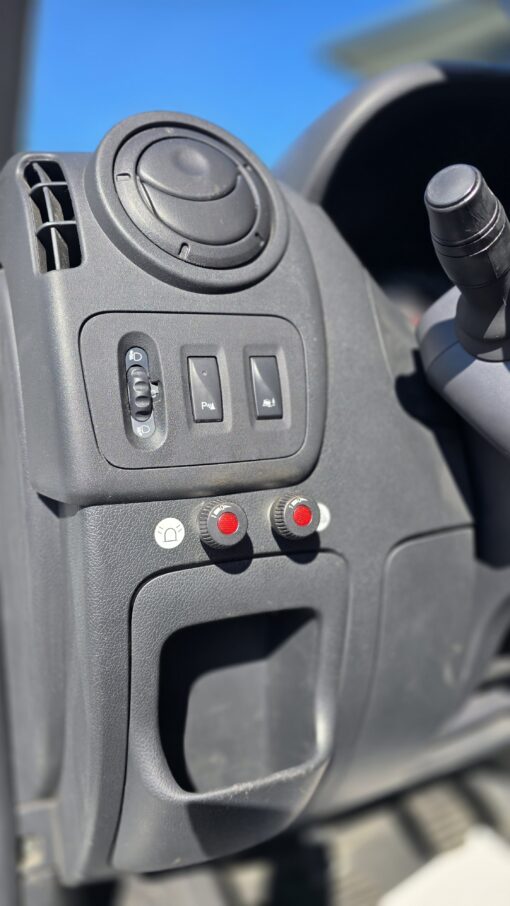 RENAULT MASTER III 2.3L DCI 145CV GRAND CONFORT L2H2 – Image 19