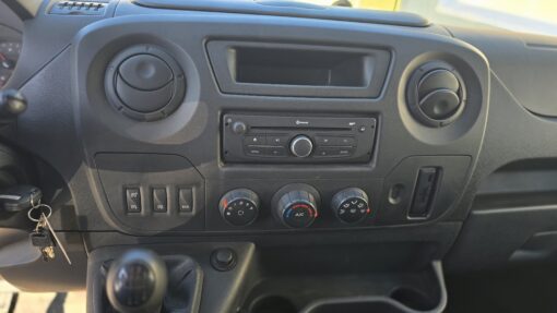 RENAULT MASTER III 2.3L DCI 145CV GRAND CONFORT L2H2 – Image 24