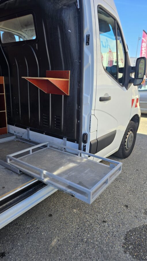 RENAULT MASTER III 2.3L DCI 145CV GRAND CONFORT L2H2 – Image 8